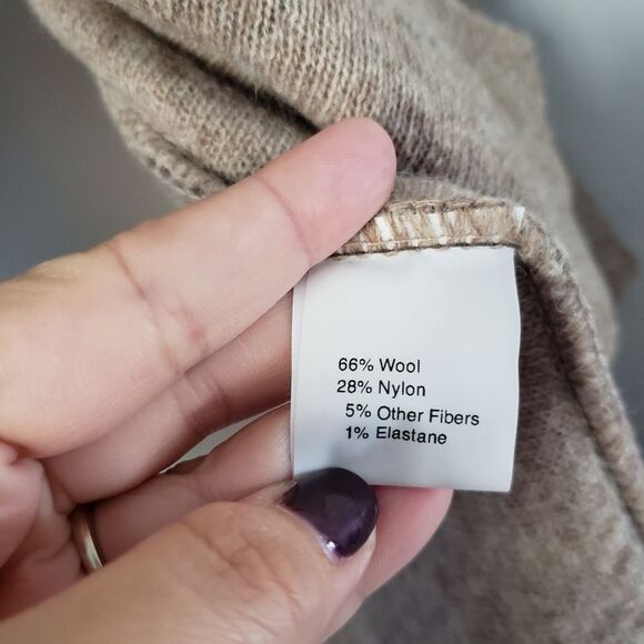 Chiaramente Italian Wool Blend Tan and Animal Print Wrap style Cardigan sz M - Picture 5 of 6